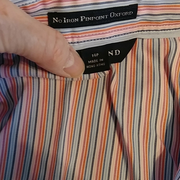 Lands End button down blouse - Picture 5 of 6